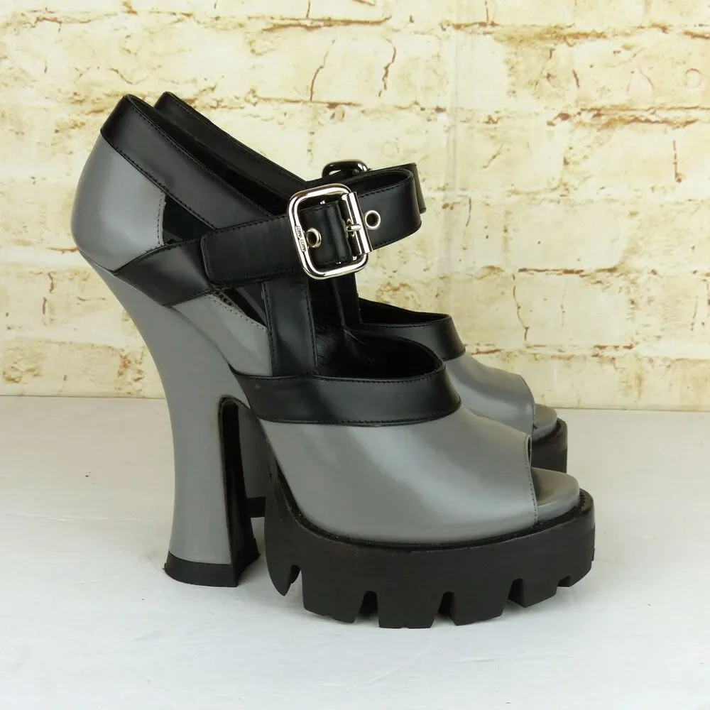 Miu Miu Fall 13 Runway Platform Heels Women 40 Gray Black Patent Mary Jane Shoes